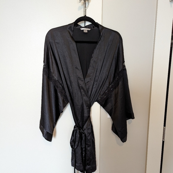 😃 Victoria's Secret short black robe sz L - Picture 1 of 8